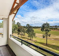 Chateau Shiraz - Southport Accommodation