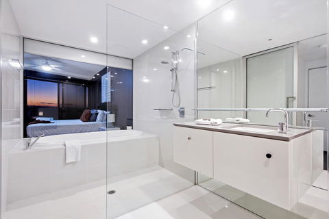 Circle Private Residences - Southport Accommodation 2