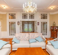 Classic 5 Beds Mt Dandenong Resort - Southport Accommodation