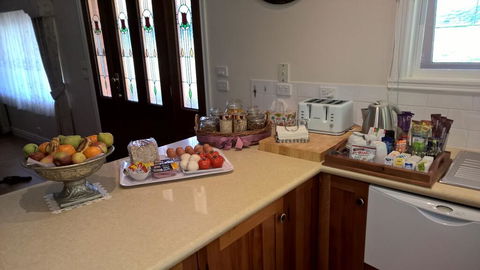 Cleggett Estate Holiday Cottage - Southport Accommodation 2