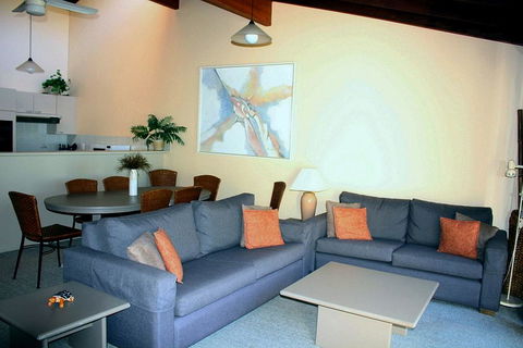 Coastal Retreat Unit 3 - Southport Accommodation 1