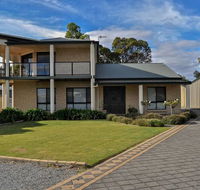 Coffin Bay Retreat - Southport Accommodation