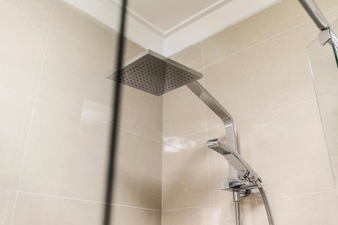 Cool Quiet Modern Secure Walking Distance To Perth And Landmarks - Southport Accommodation 2