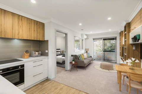 Cool Quiet Modern Secure Walking Distance To Perth And Landmarks - Southport Accommodation 0