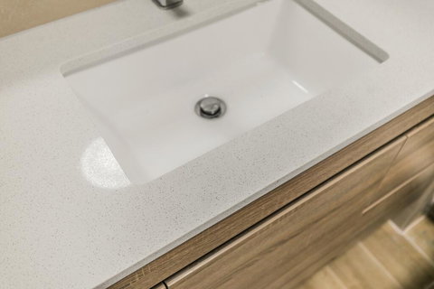 Cool Quiet Modern Secure Walking Distance To Perth And Landmarks - Southport Accommodation 3