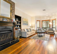 Coolabah - Accommodation Southport