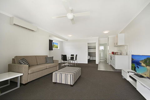 Cooroy Luxury Motel Apartments - Southport Accommodation 0