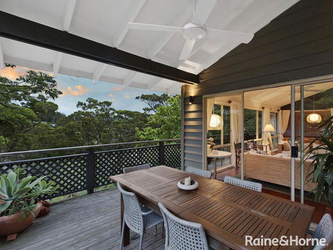 Copacabana Treehouse - 36 Oceano Street, Copacabana - Southport Accommodation 0