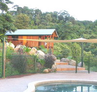 Coral Sea Views - Southport Accommodation