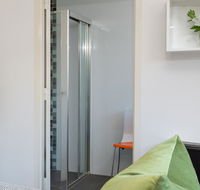 Cosy and Bright Studio Next to Westmead Hospital - Southport Accommodation