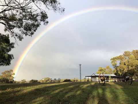 Country Cabin With Mountain Views Close To Ballarat - Southport Accommodation 0