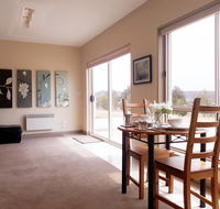 Couples Retreat with Mountain View Near Hobart - Southport Accommodation