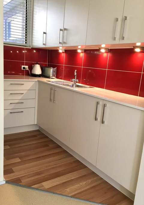 Cozy One Bedroom Apartment In Waverton - Accommodation Southport 3