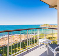 Craigmore On the Beach Unit 13 - views views - Southport Accommodation