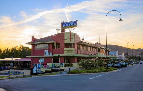Criterion Hotel Gundagai - Southport Accommodation 0