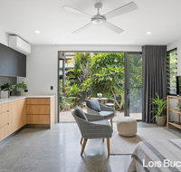 Crows Nest - Accommodation Southport