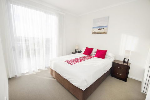 Curtis Central Apartments - Southport Accommodation 3