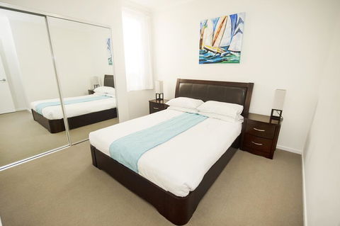 Curtis Central Apartments - Southport Accommodation 1