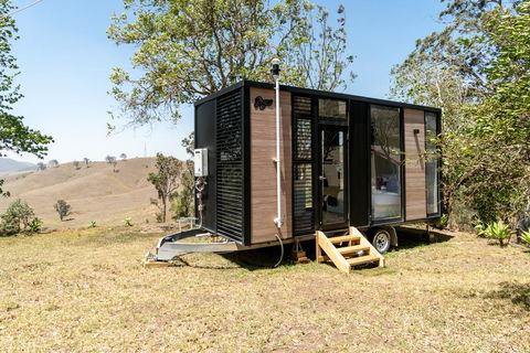 Dam It Getaway Tiny House - Southport Accommodation 0