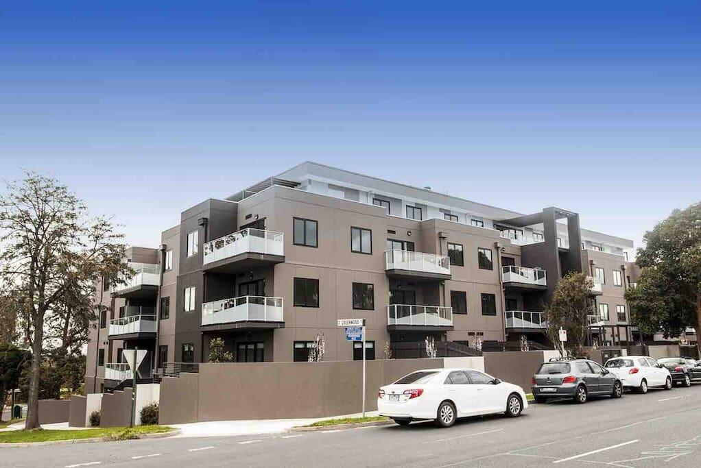 Mooroolbark VIC Southport Accommodation