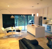 Deja Vu Estate - Southport Accommodation
