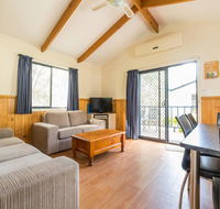 Deniliquin Riverside Caravan Park - Southport Accommodation