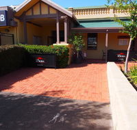 Dongara Hotel Motel - Southport Accommodation