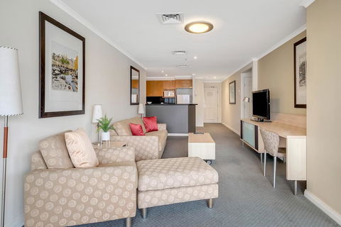 DREAM HARBOUR VIEW 2 BRM // GYM, POOL And PARKING - Southport Accommodation 3