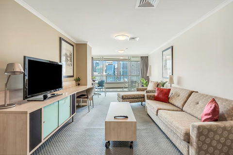DREAM HARBOUR VIEW 2 BRM // GYM, POOL And PARKING - Southport Accommodation 1
