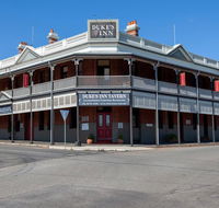 Duke's Inn - Southport Accommodation