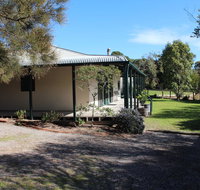 East Street Retreat - Southport Accommodation