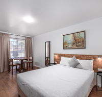 Econo Lodge Lilydale - Southport Accommodation