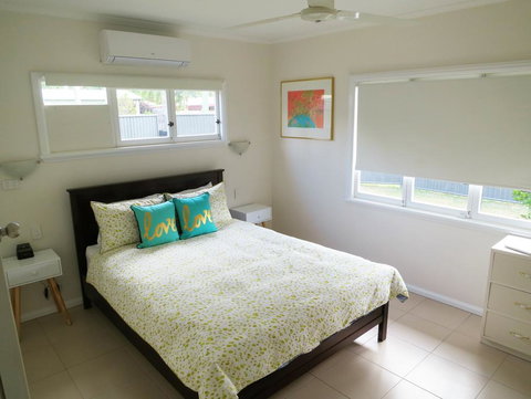 Edge Hill Clean & Green Cairns, 7 Minutes From The Airport, 7 Minutes To Cairns CBD & Reef Fleet Terminal - Accommodation Southport 3
