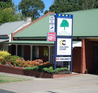 Elms Motor Inn - Southport Accommodation