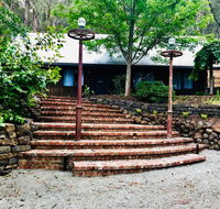 Emerald Star Cottages - Southport Accommodation