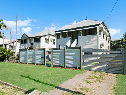 Estilo Bed And Breakfast - Accommodation Southport 1