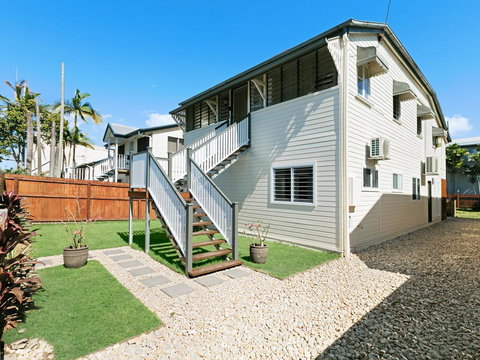 Estilo Bed And Breakfast - Accommodation Southport 2