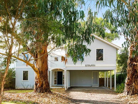 EVERGREEN BEACH HOUSE - Southport Accommodation 0
