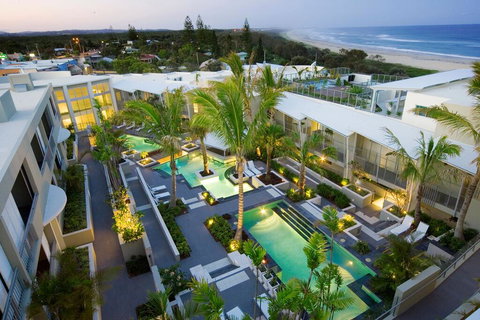 EXTRA LARGE 2 Bed Apartment - 3 Pools And Spa - Mountain View - BEACHFRONT LOCATION CABARITA BEACH - Accommodation Southport 2