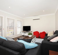 Fairways - 10 Mins to Hyams Beach - Southport Accommodation