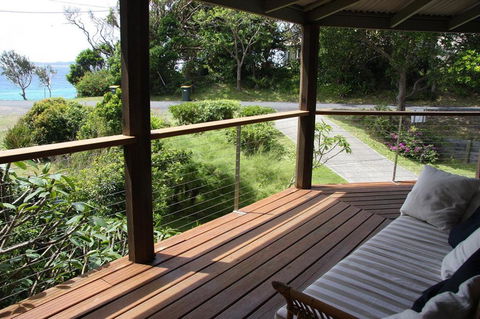 FAR SHORE - Southport Accommodation 2