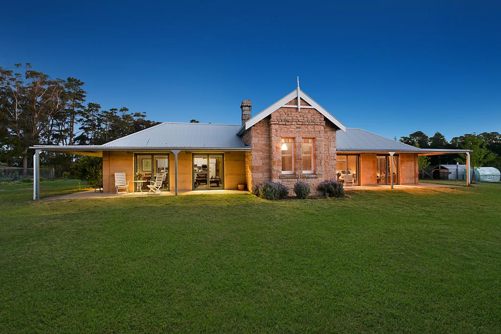 Windale ACT Southport Accommodation
