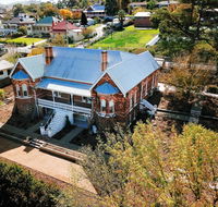 Flash Jacks of Gundagai - Southport Accommodation