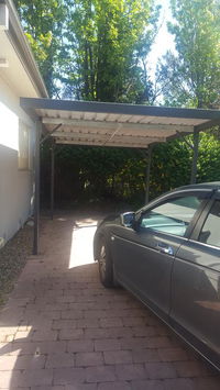 Flat in heart of Griffith