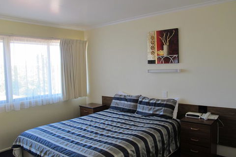 Fox Glenn Motor Inn - Southport Accommodation 0
