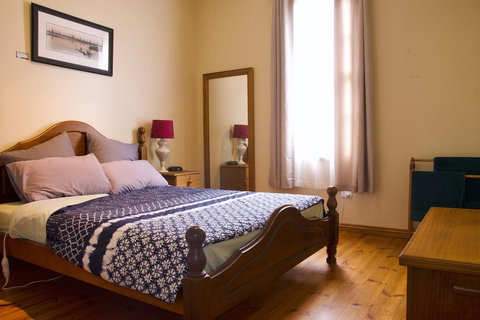 Gellibrand River Gallery Accommodation - Southport Accommodation 1