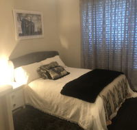Gibbagunyah manor - Southport Accommodation
