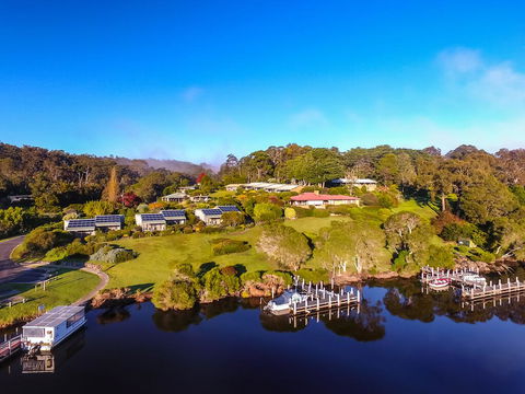 Gipsy Point Lakeside - Southport Accommodation 0