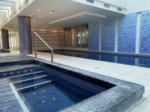 GLENELG Five Stars - Southport Accommodation 1