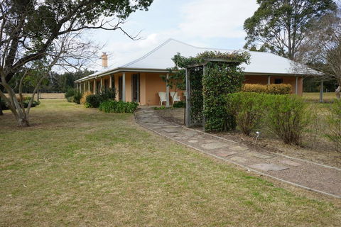 Glenmore Country Estate - Southport Accommodation 2